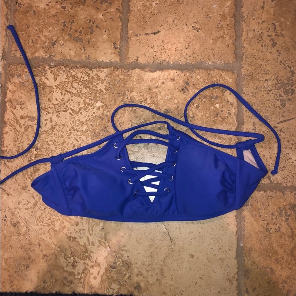 Bikini top